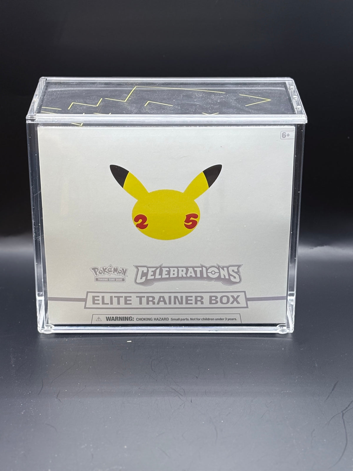 Pokemon Celebrations Elite Trainer Box ETB EN